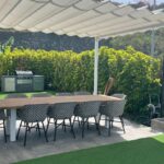 Pergolamarkise als stilvolle Terrassenloesung bei Markisen Wuppertal für Sonnenschutz im Garten